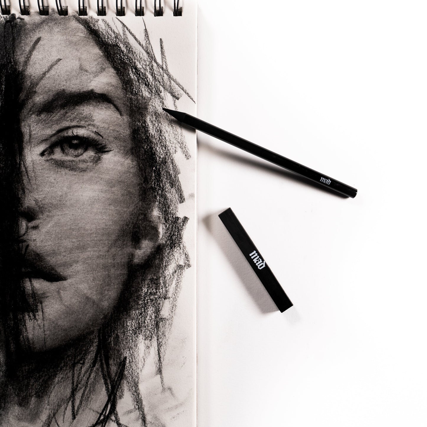 MAD DRAWING PAD
