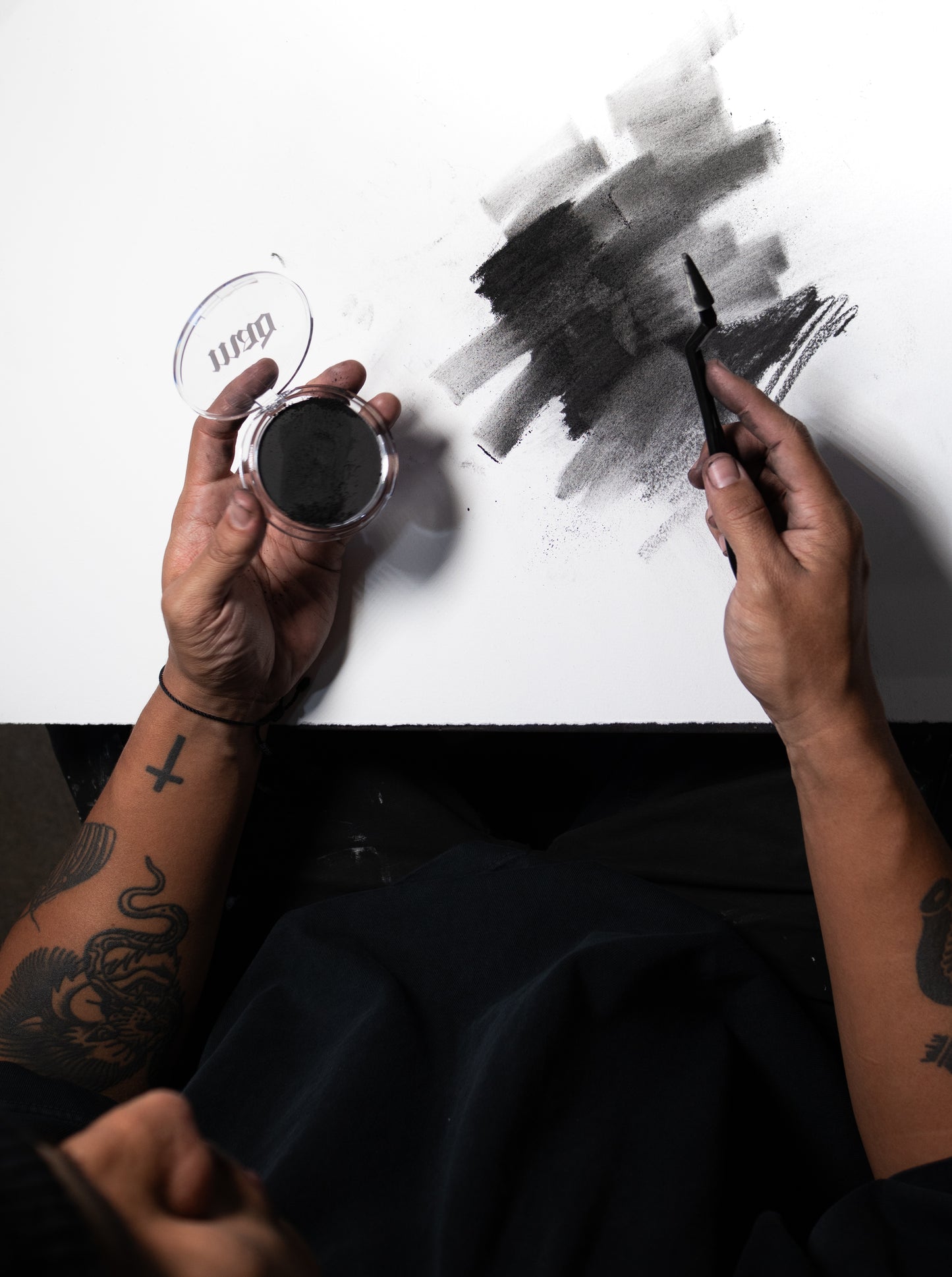 MAD PASTEL PALETTE — BLACK