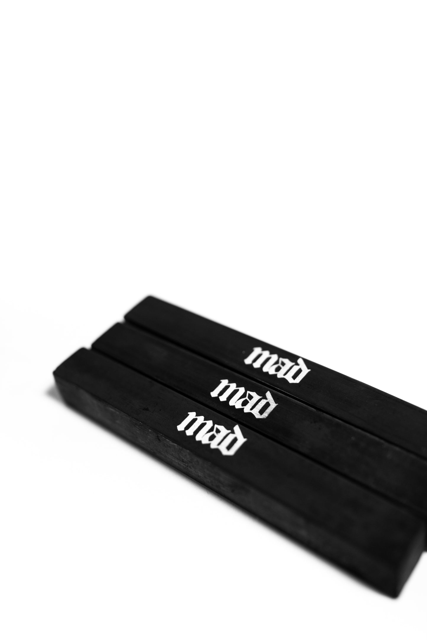 MAD COMPRESSED CHARCOAL STICKS